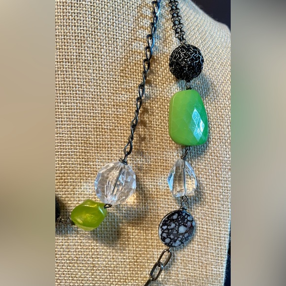 🍀Blown glass/MOP/lucite/metal Beaded Chain Necklace - Picture 6 of 9
